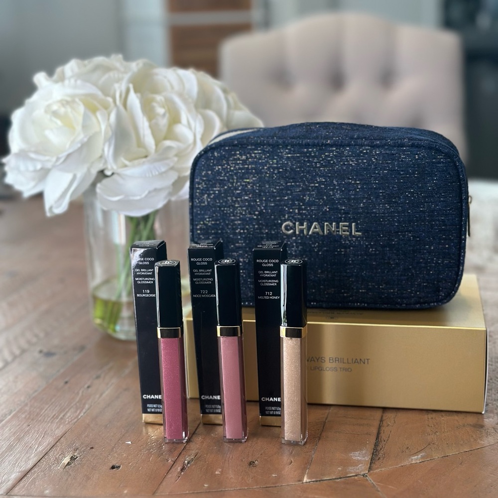 ♥️ Chanel Holiday Lip Gloss Set ♥️